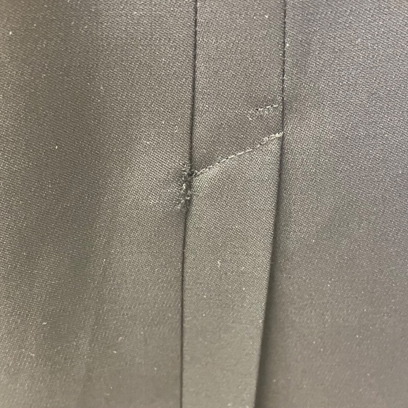 Armani wool pencil skirt size 6 / 8 - Picture 5 of 7